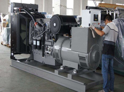 高平柴油发电机空气滤清器堵塞会对发电机组产生哪些影响？