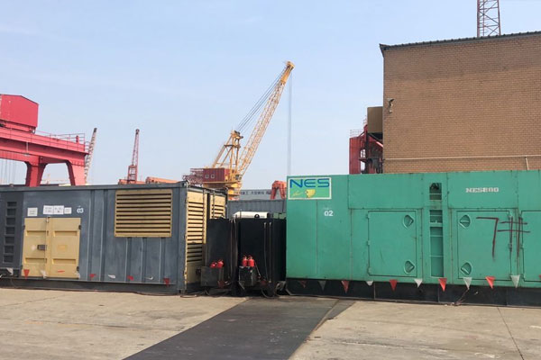 高平发电机出租空气滤清器的清洁频率是多少？