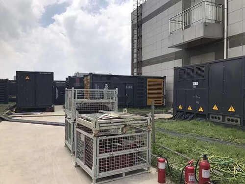 高平除了定期检查，还有哪些方法可以及时发现接触式转速表探头的磨损？